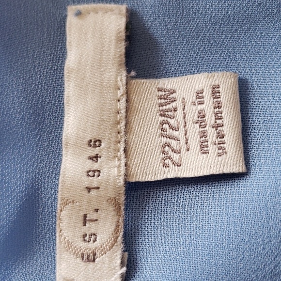 Csto. NWOT.   Blue: V-Neck; Lined; High-Low; Sleeveless Top. Size 22/24. - Picture 11 of 13